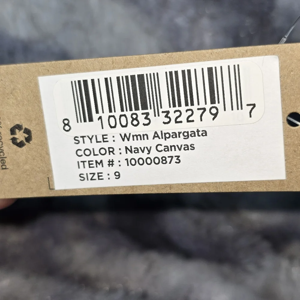NWB TOMS Alpargata Classic Canvas Slip-On‎ Women's Navy Size 9